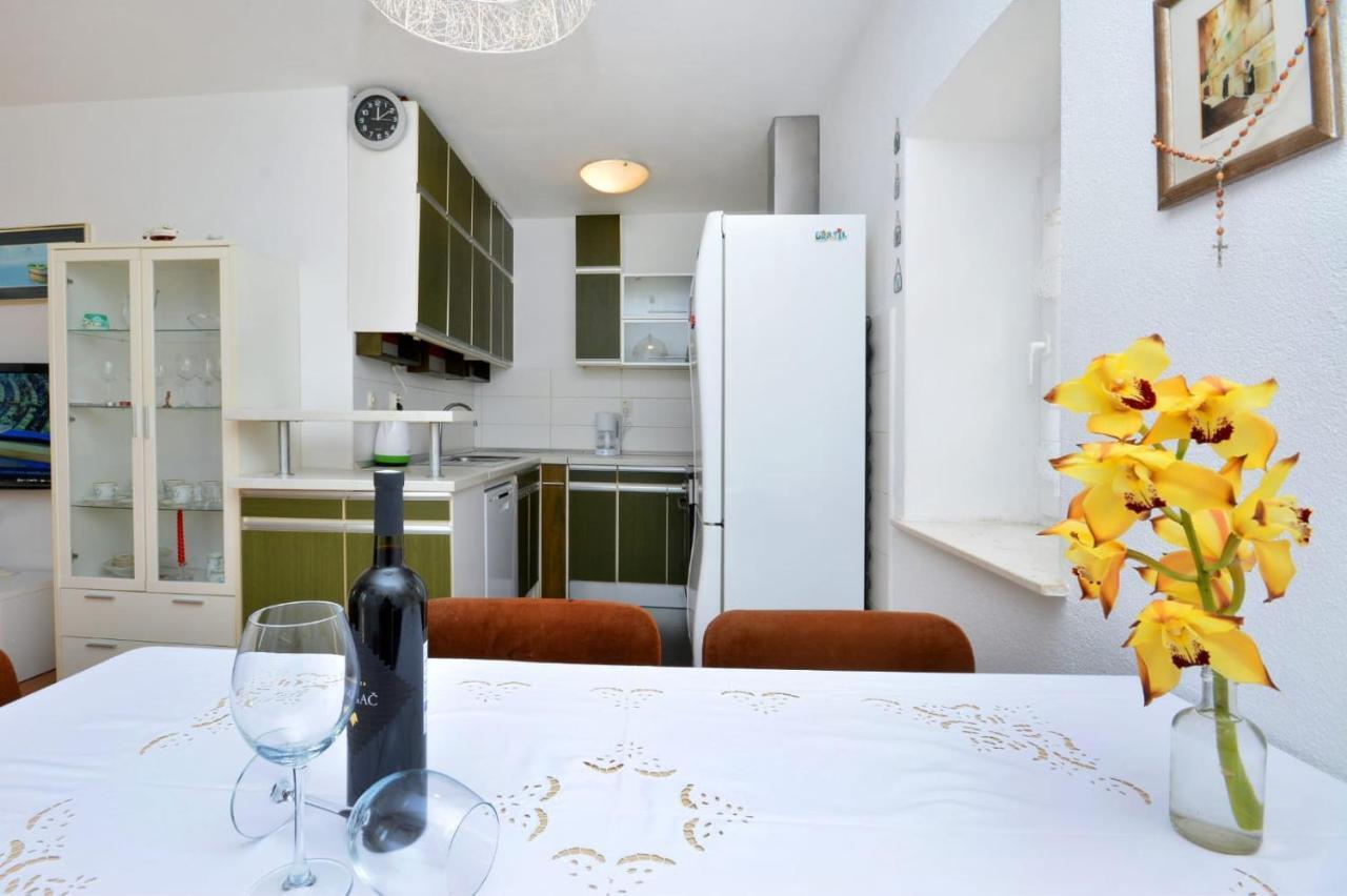 דירות פודסטראנה Apartman Vanda מראה חיצוני תמונה